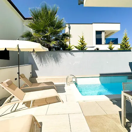 Villa Sorelle 2
